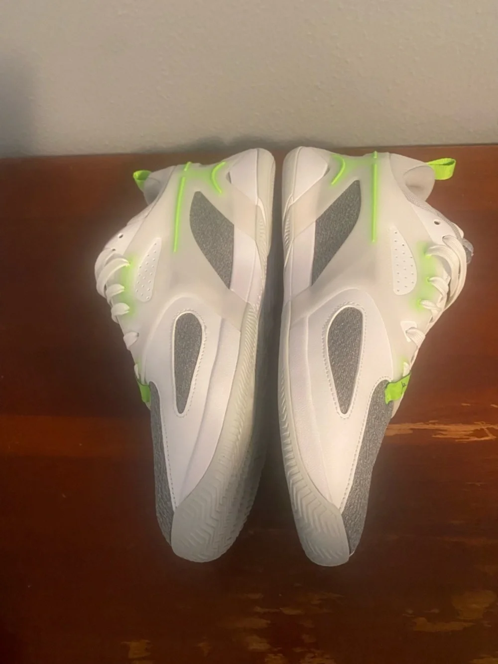 Air Jordan Low-Top Sneakers in White with Neon Green Accents Jordan Heir